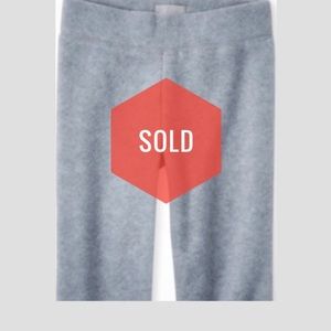 ❌SOLD❌ NWT Girls Fleece pants. Gray. Sz Lrg 10/12